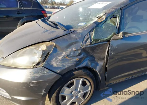 2013 Honda Fit z USA, uszkodzony, nr VIN JHMGE8H35DC065507
